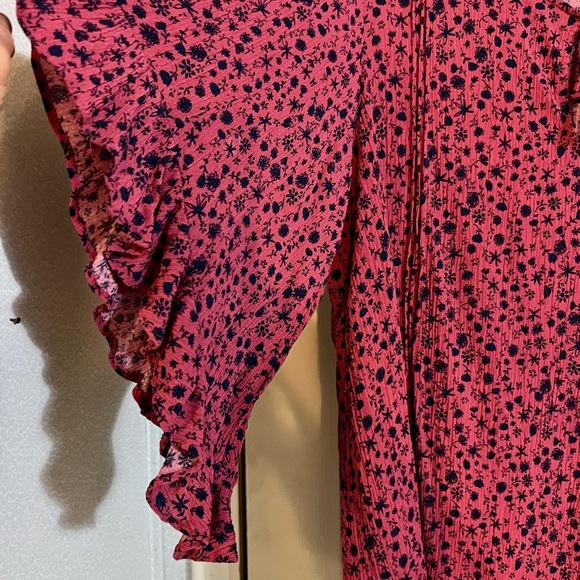 LC Lauren Conrad Blouse Bell Sleeves Red and Blue Floral Size XL Rayon Boho - Picture 3 of 9